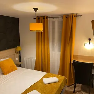 Menil Bon Temps Hotel Paříž